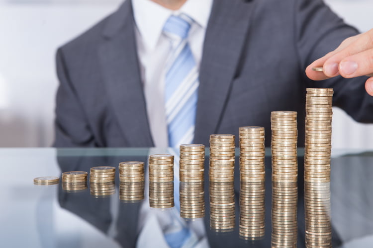 System Martingale'a polega na znacznym zwiększaniu stawki po każdym przegranym zakładzie. system Martingale'a